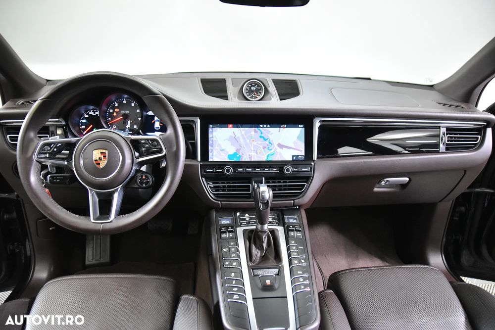 Porsche Macan - 10