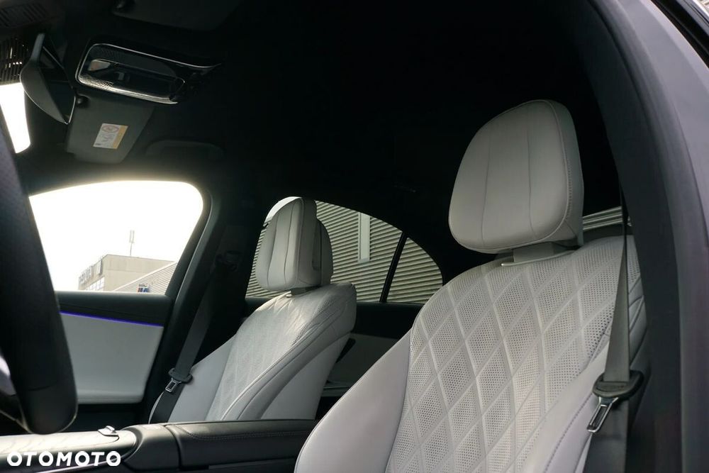 Mercedes-Benz Klasa E 220 d 4-Matic Exclusive - 16