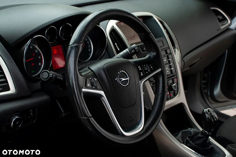 Opel Astra 1.4 Turbo Edition - 39