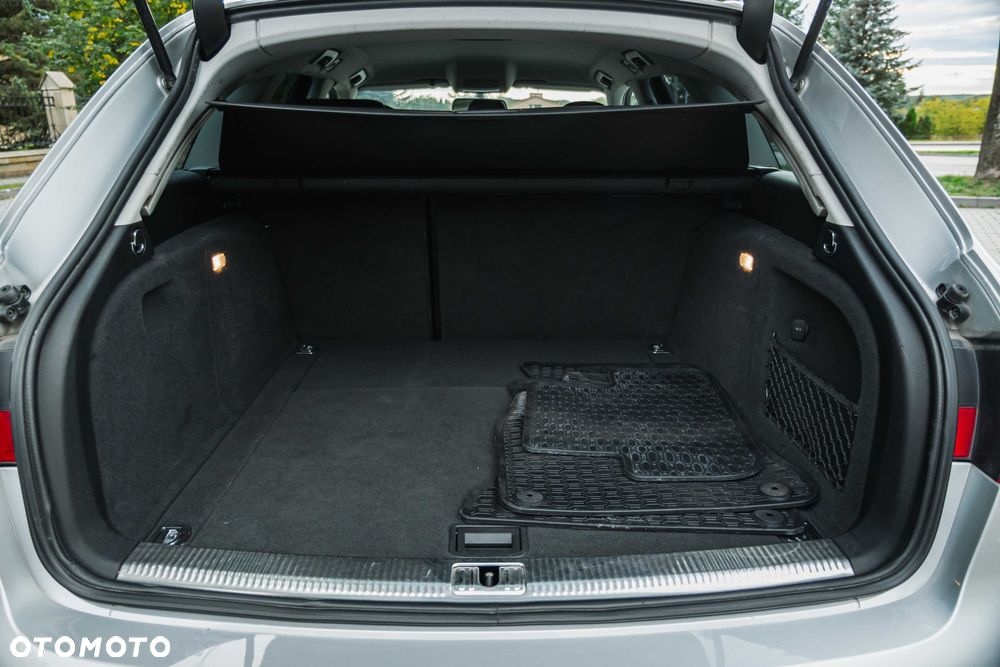 Audi A4 Avant - 8