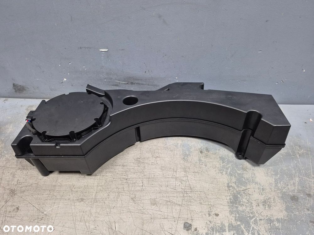 Głośnik Subwoofer BANG OLUFSEN Audi Q8 4M 4M8035621A - 1