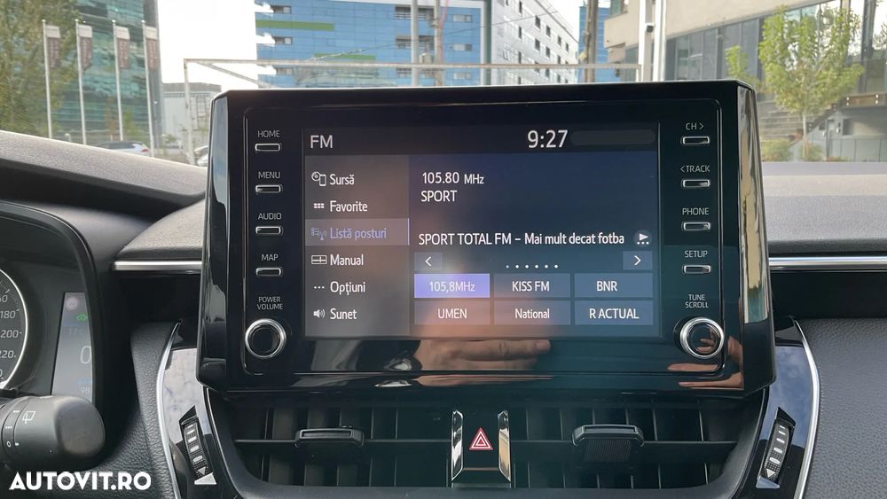 Toyota Corolla 1.8 HSD Eco - 26