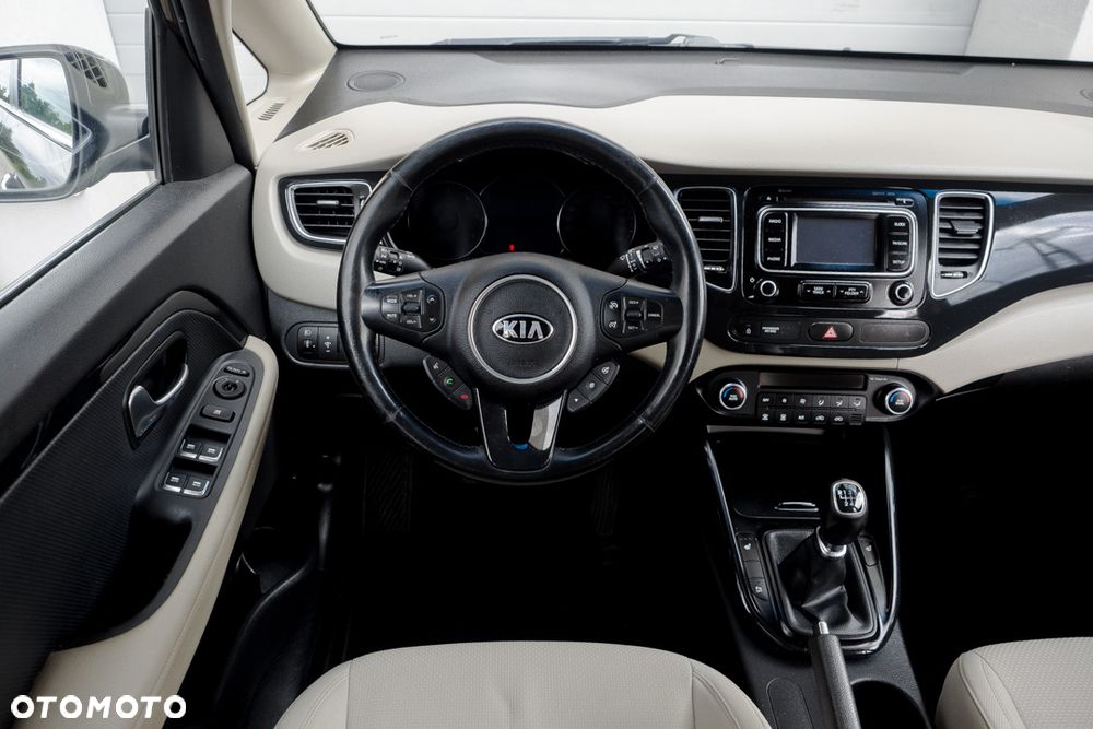 Kia Carens 1.7 CRDi XL - 34