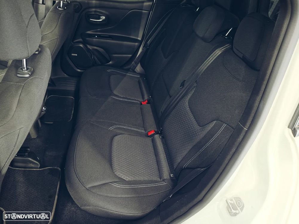 Jeep Renegade 1.3 T 80º Aniversário DCT - 24