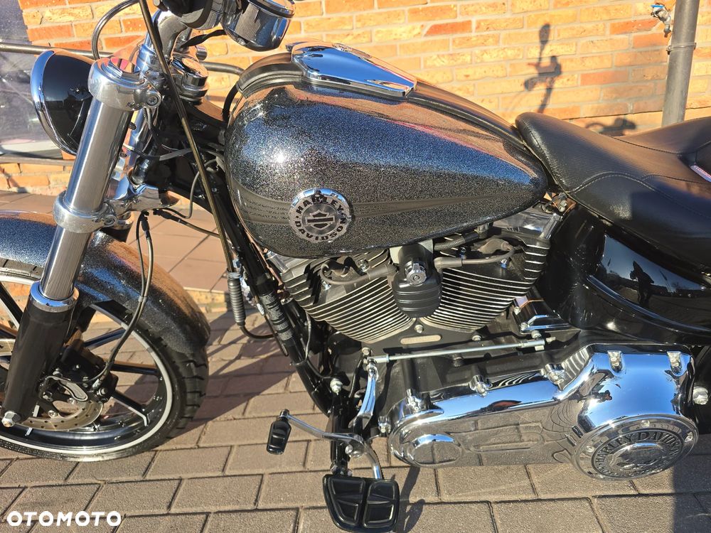 Harley-Davidson FXSB Breakout - 29