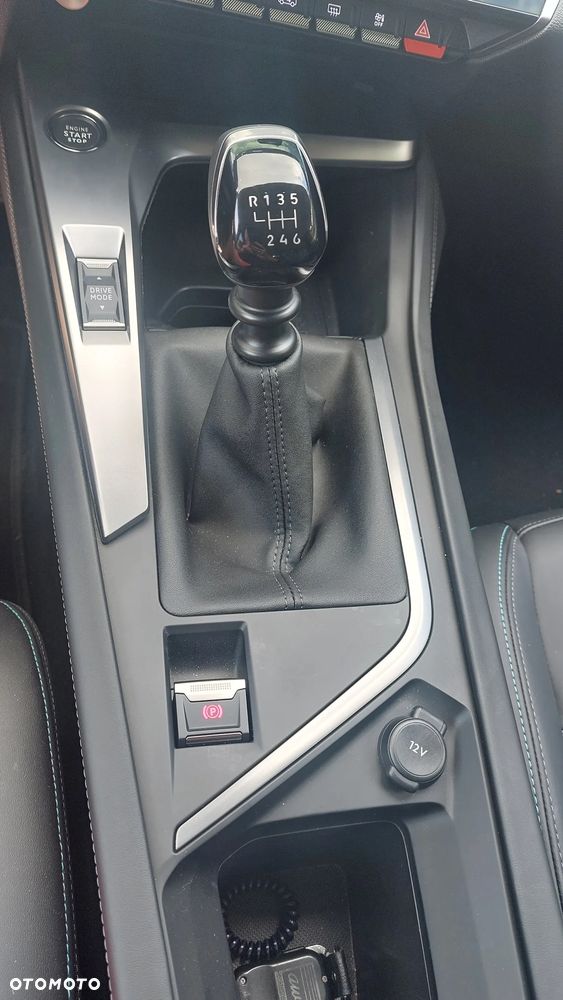 Peugeot 308 1.2 PureTech Allure Pack S&S - 12
