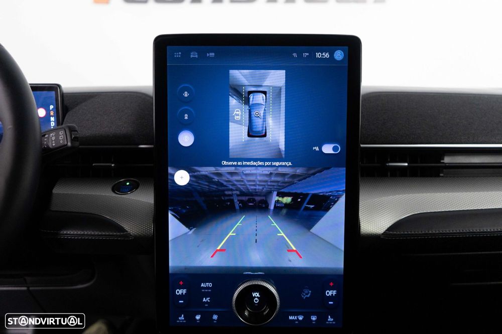 Ford Mustang Mach-E Standard - 24