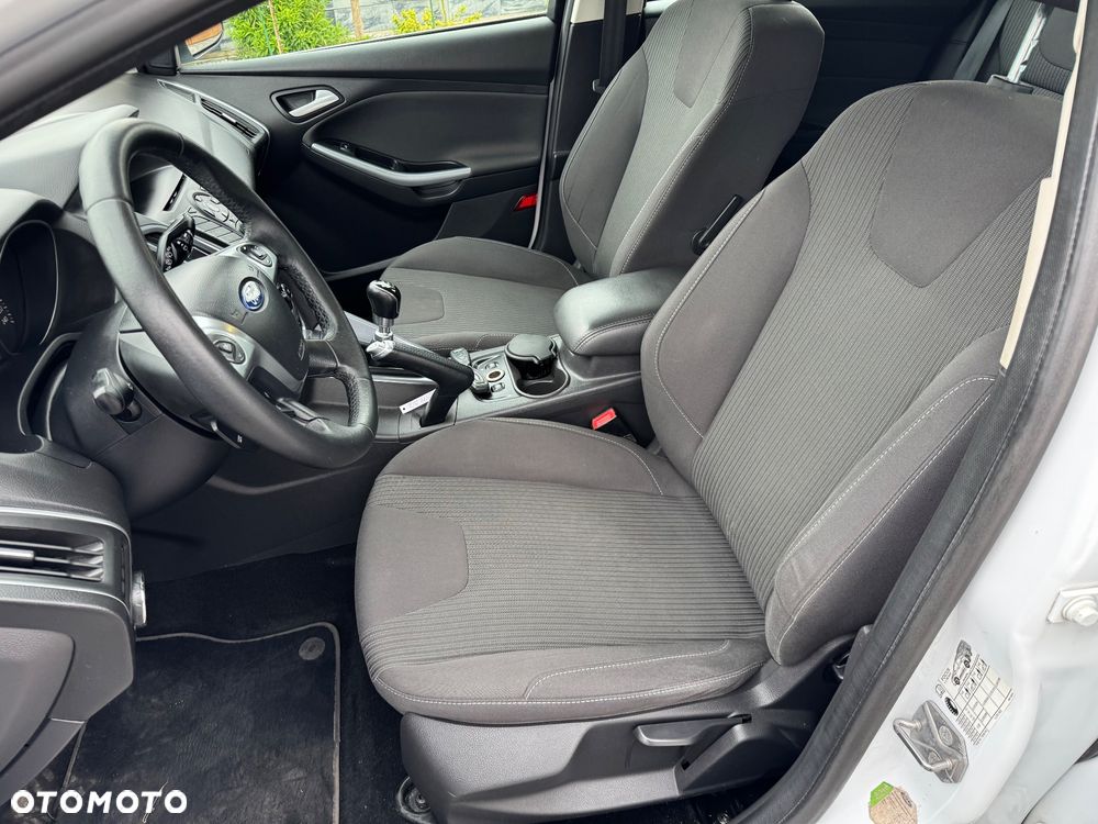 Ford Focus - 13