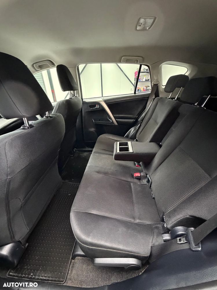 Toyota RAV4 2.0 D-4D 4WD Comfort - 14