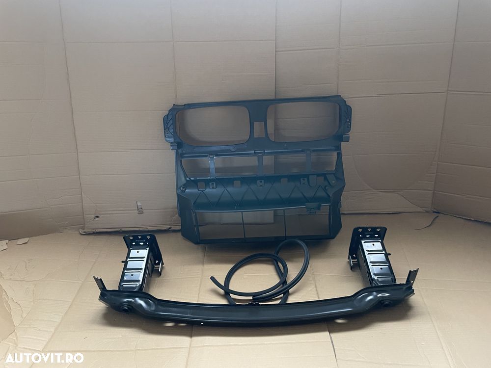 Trager tragar BMW X5 E70 armatura panou fata - 1
