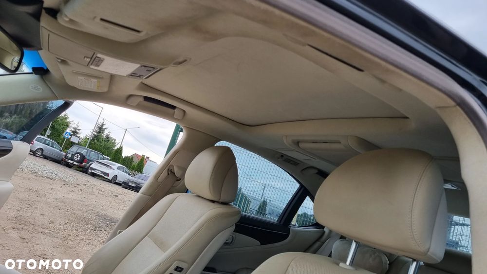 Lexus LS 600h Ambience h - 35
