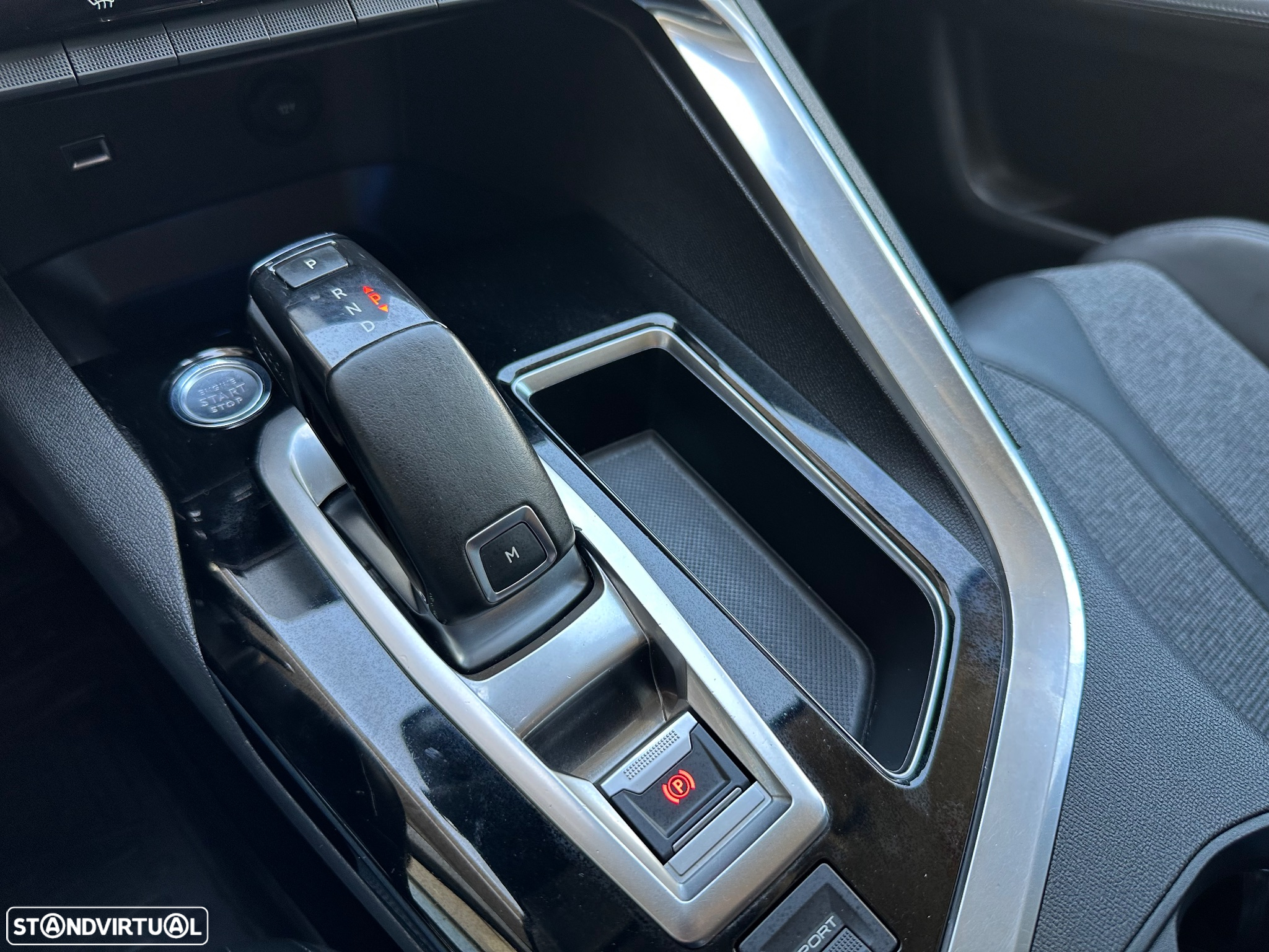 Peugeot 3008 BlueHDi 130 Stop & Start EAT8 Allure - 12