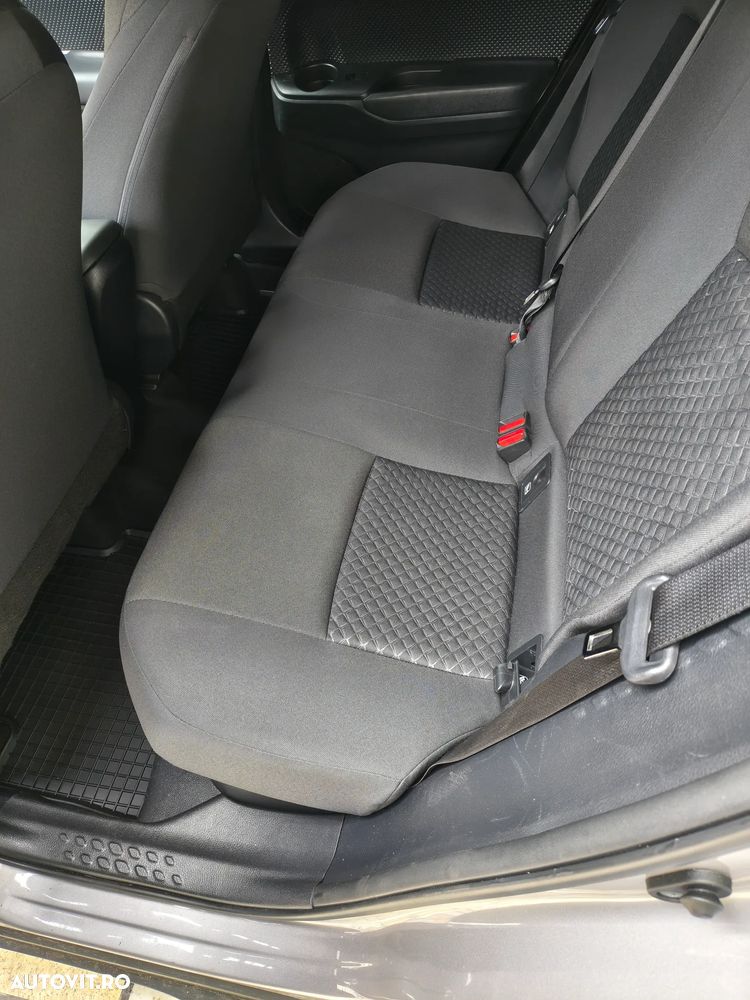 Toyota C-HR 1.8 HSD 4x2 CVT C-lassy LED - 7