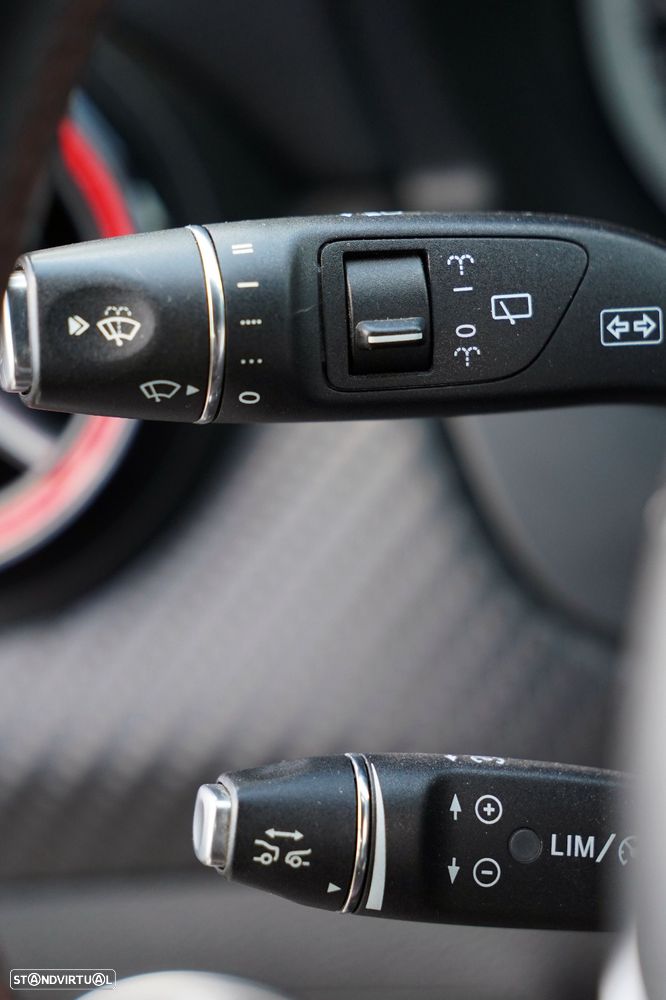 Mercedes-Benz A 45 AMG 4Matic Speedshift 7G-DCT - 12