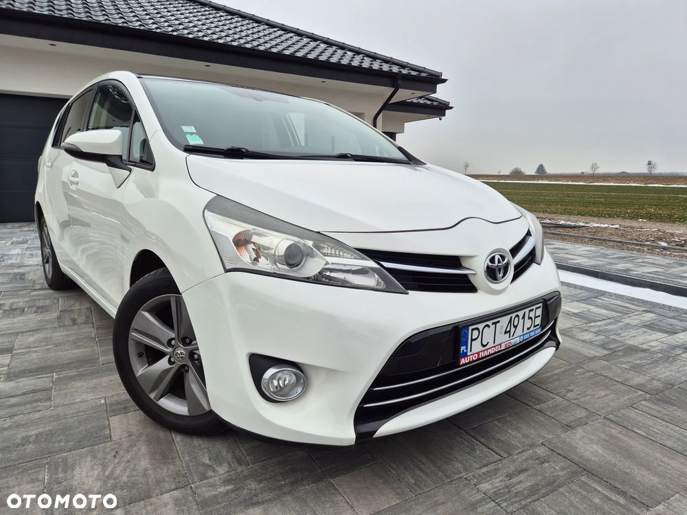 Toyota Verso 1.6 D-4D Premium - 9