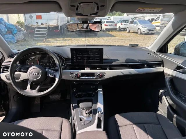 Audi A4 Limousine - 7