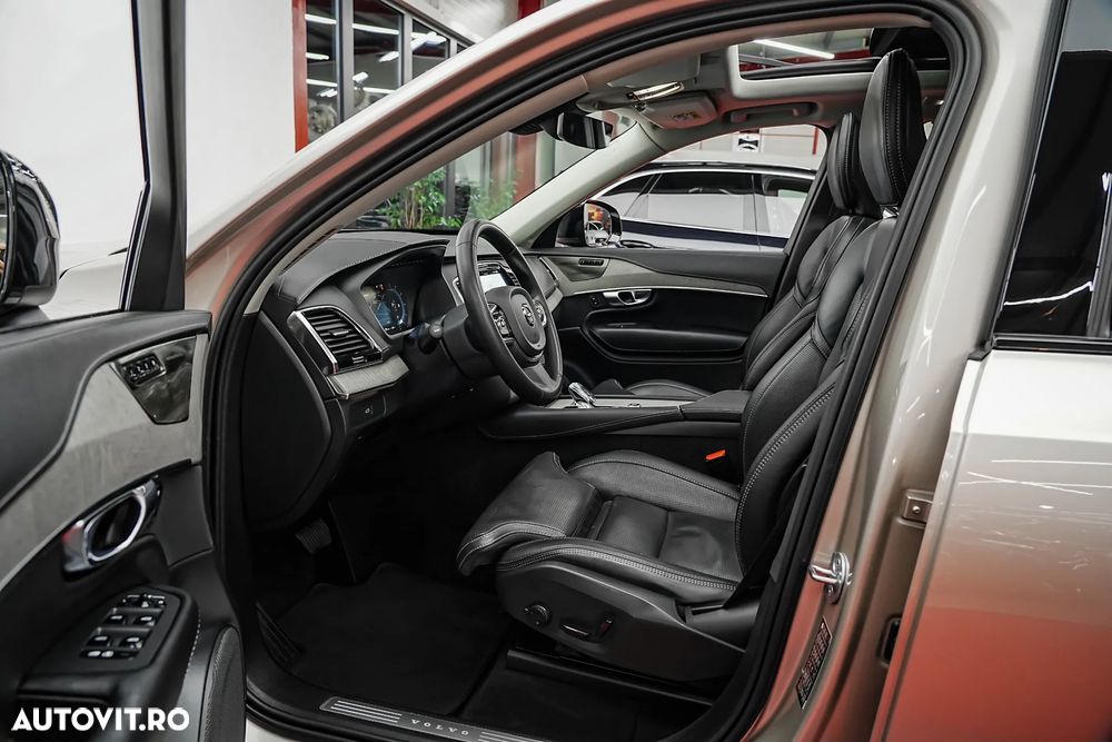 Volvo XC 90 B5 D AWD Ultimate Dark - 4