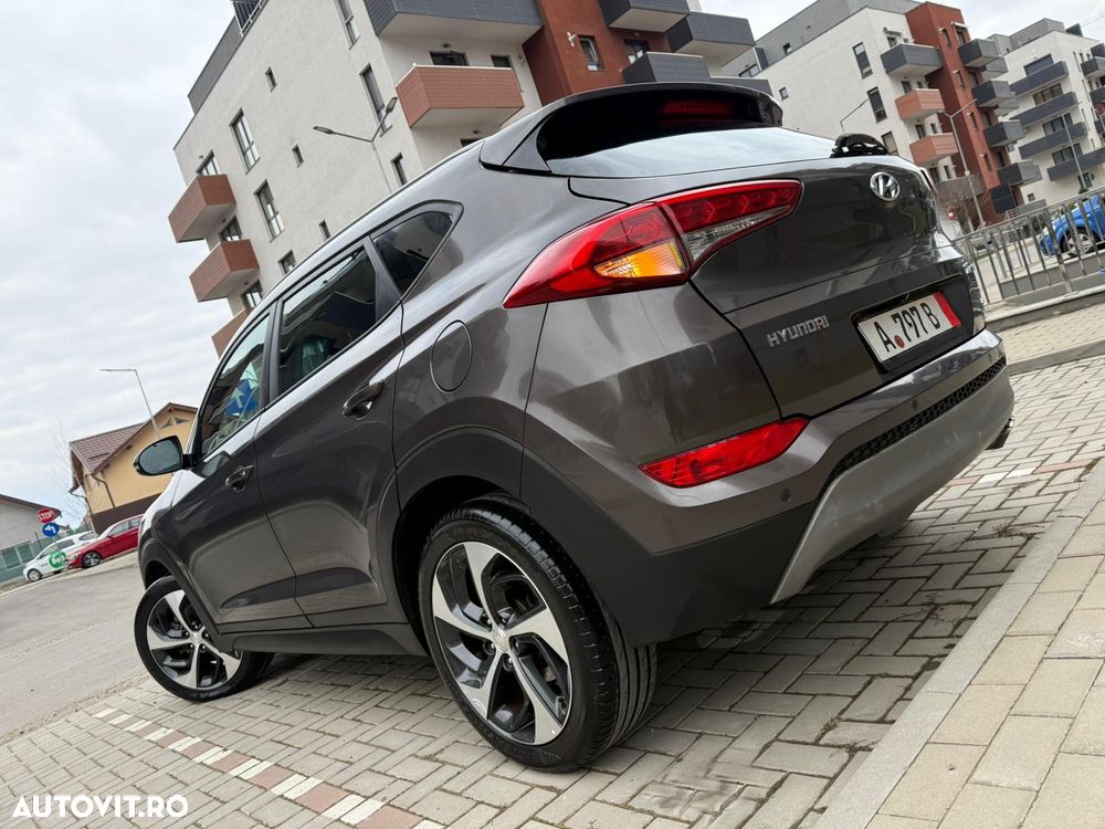 Hyundai Tucson 2.0 CRDI 4WD Automatik Style - 4
