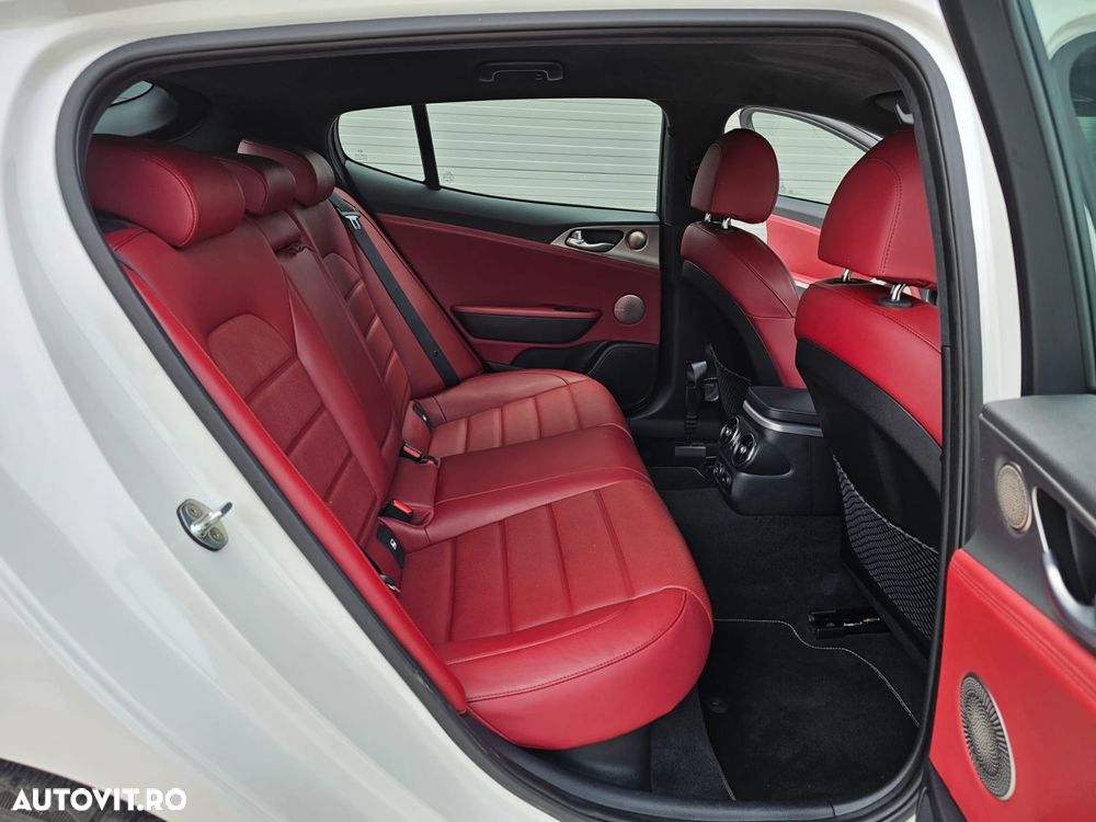 Kia Stinger 2.2 CRDI AWD GT Line - 23