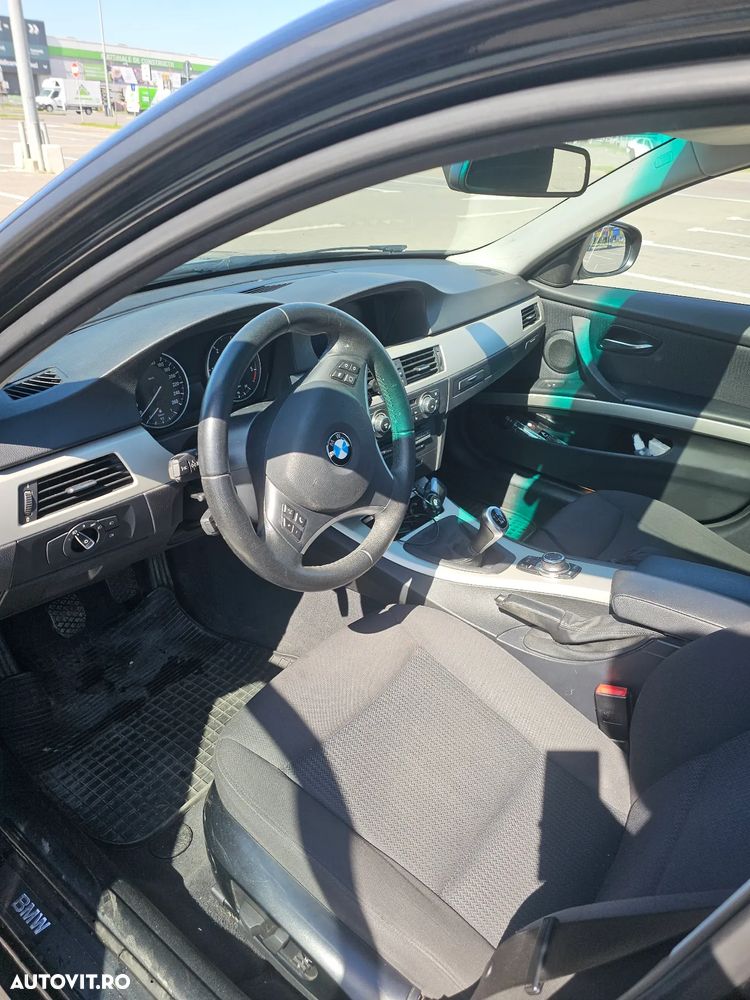 BMW Seria 3 320d - 6