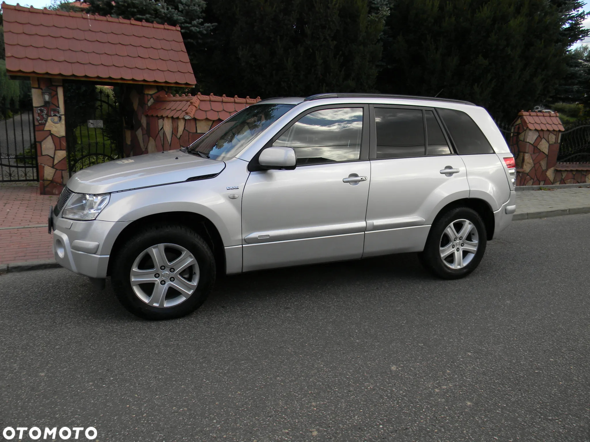Suzuki Grand Vitara 1.9 DDiS - 10