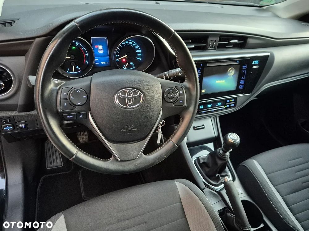 Toyota Auris - 20