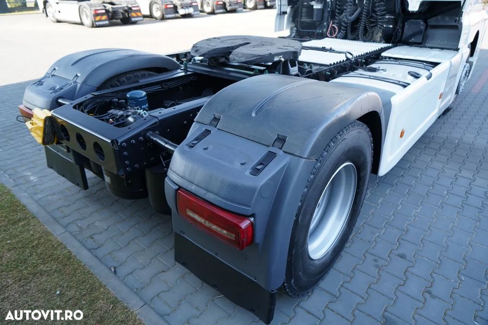 MAN TGX 18.510 / XLX / RETARDER / NAVI - 16