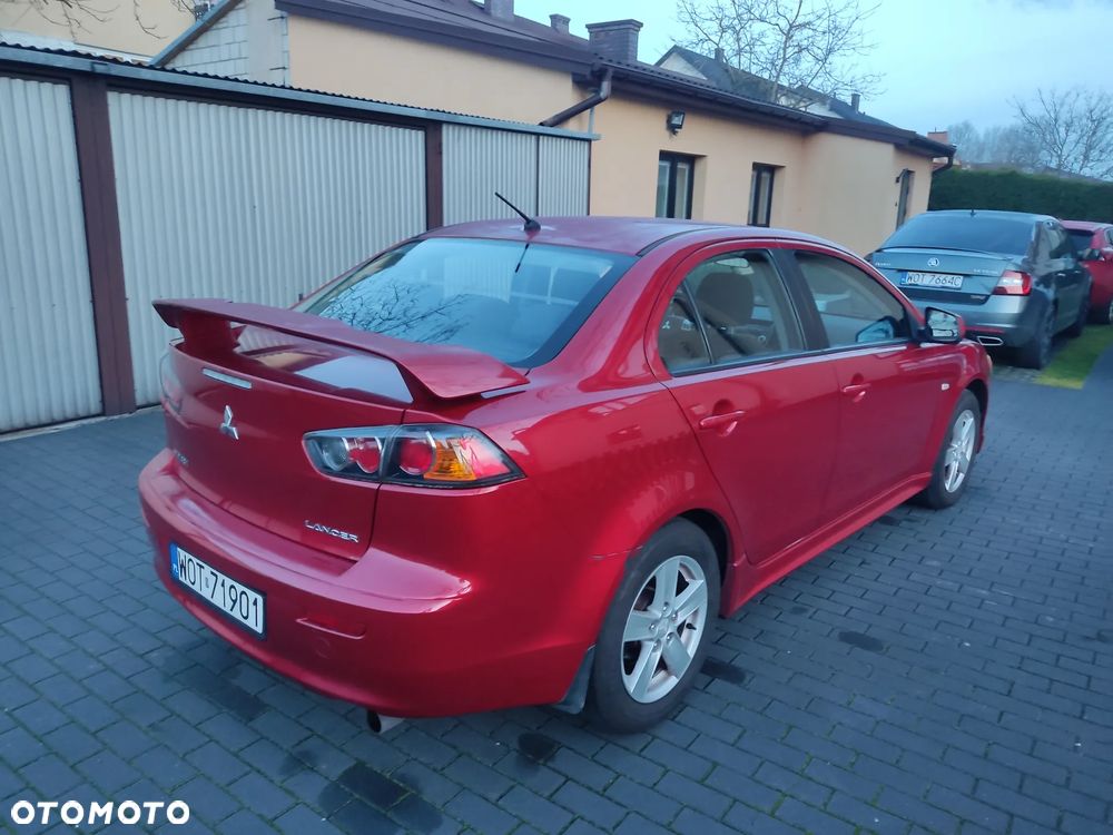 Mitsubishi Lancer - 6