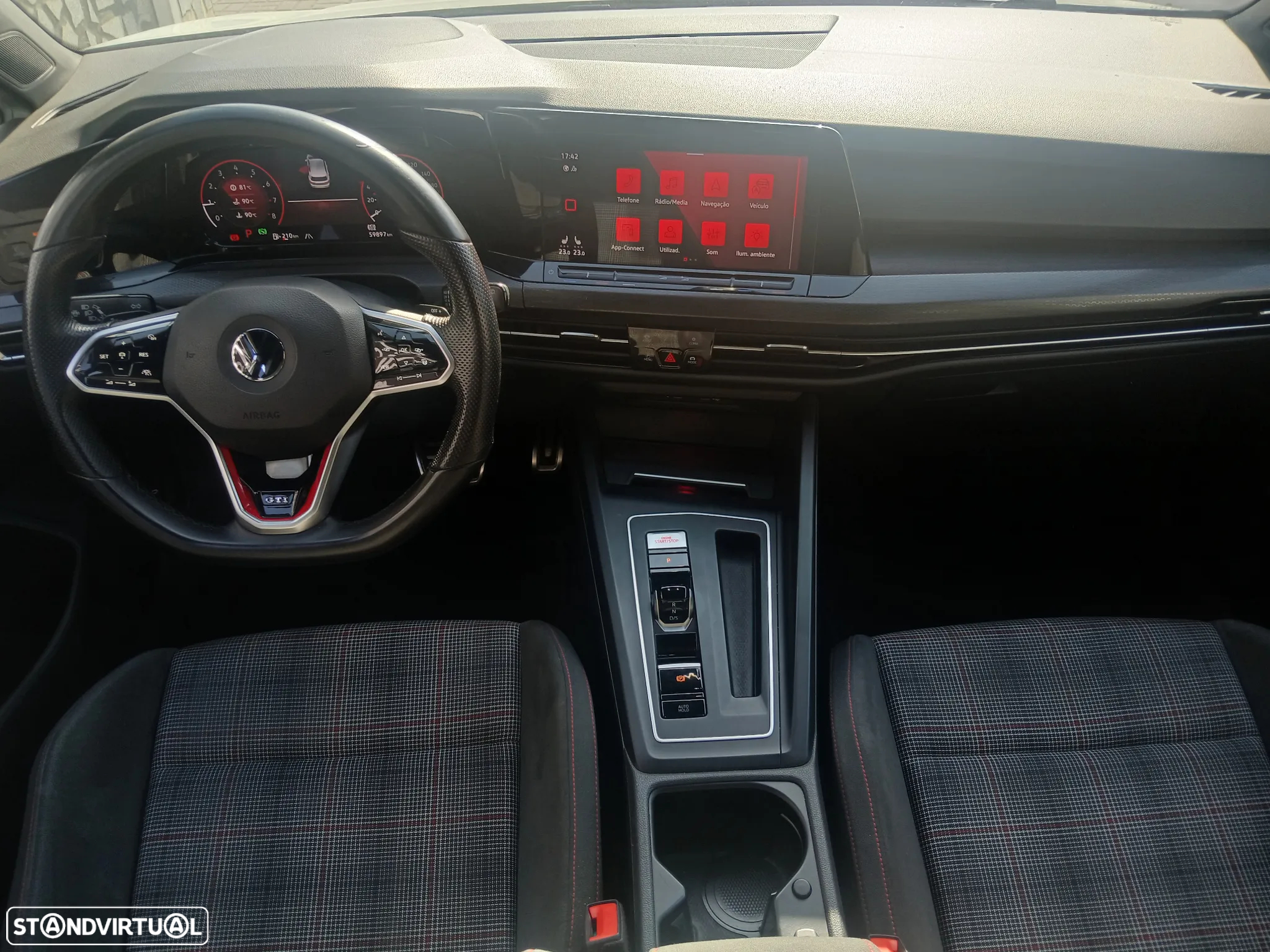 VW Golf 2.0 TSI GTI DSG Performance - 18