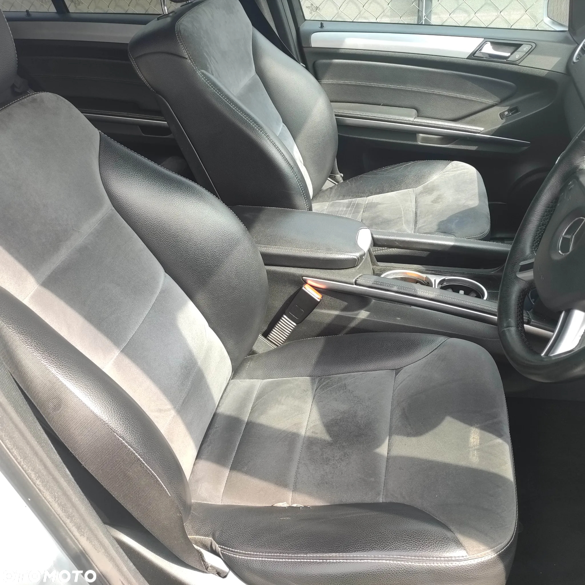 Mercedes-Benz ML 320 CDI 4-Matic - 11