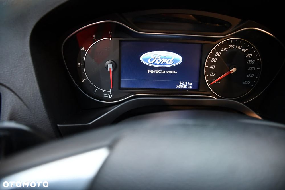 Ford S-Max 2.0 TDCi DPF Titanium - 19
