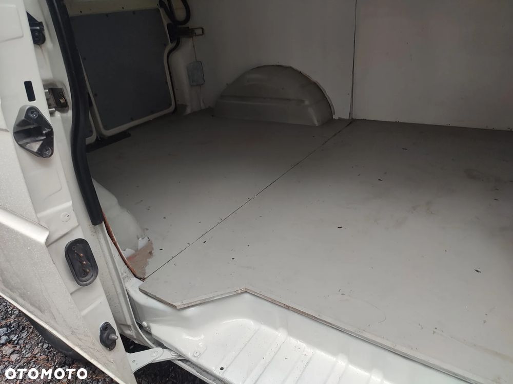 Volkswagen Transporter T4 TDI - 10