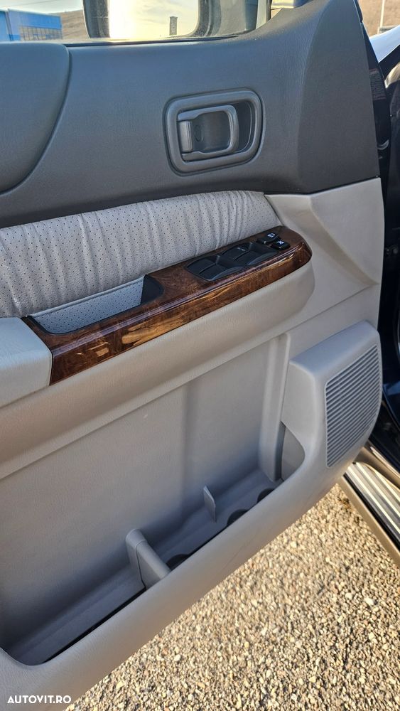 Nissan Patrol 3.0 TDI Luxury Plus Aut - 12