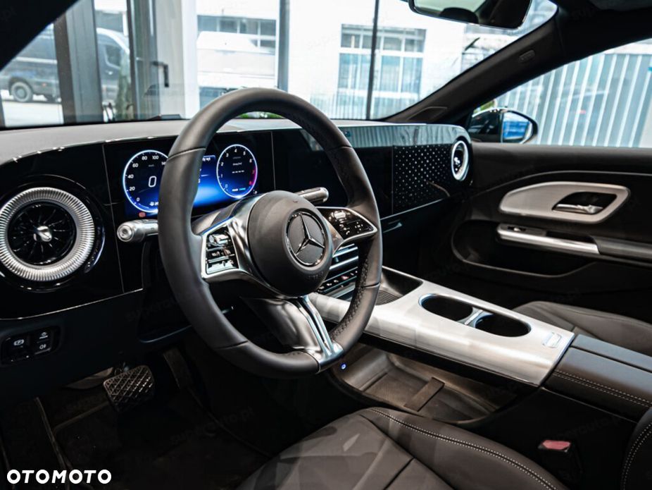 Mercedes-Benz CLA 180 mHEV 8G-DCT - 8