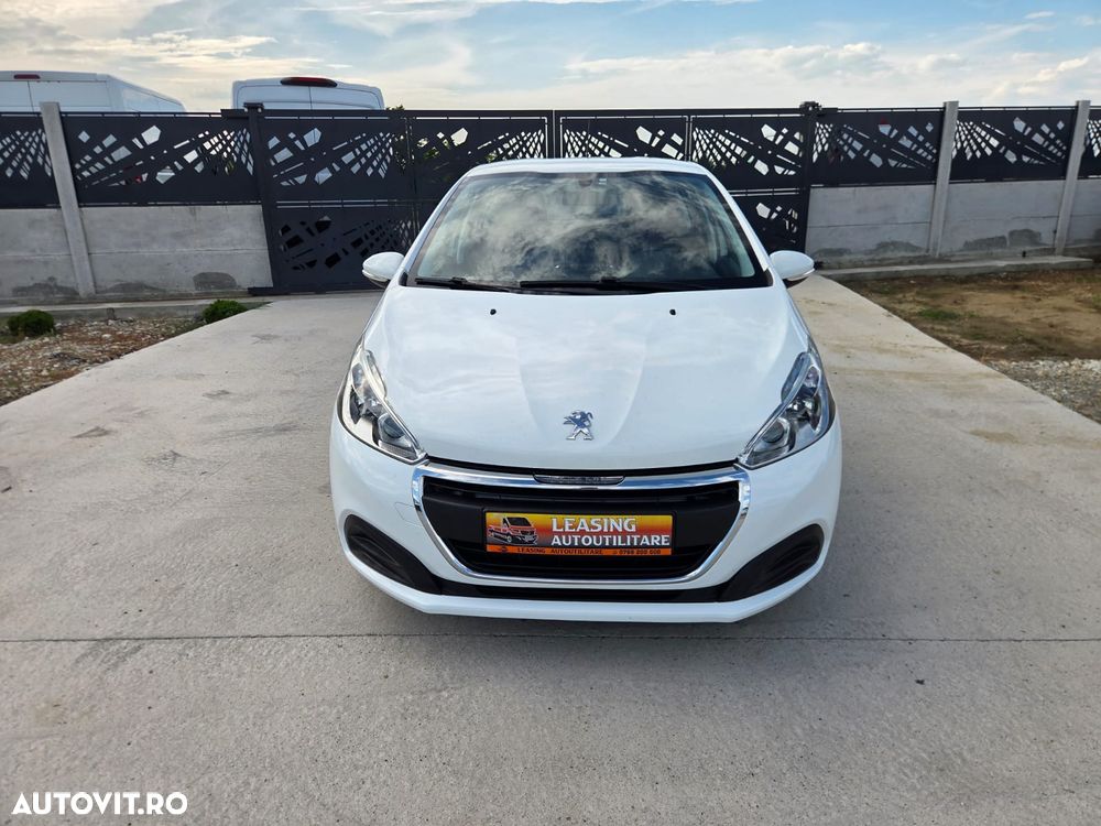 Peugeot 208 PureTech 110 Stop & Start EAT6 Allure - 4