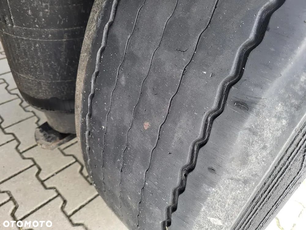 Schmitz Cargobull SCB S3T - 10