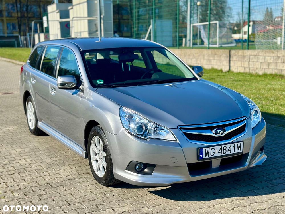 Subaru Legacy - 9