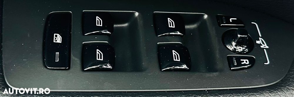 Volvo V90 D3 Momentum Pro - 11