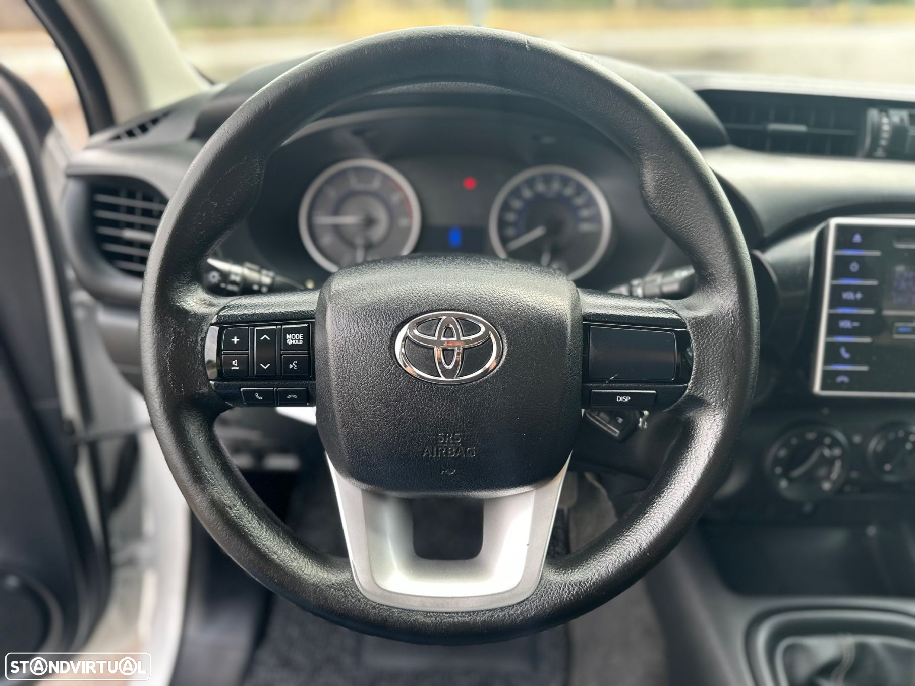 Toyota Hilux 2.4 D-4D 2WD CD - 6