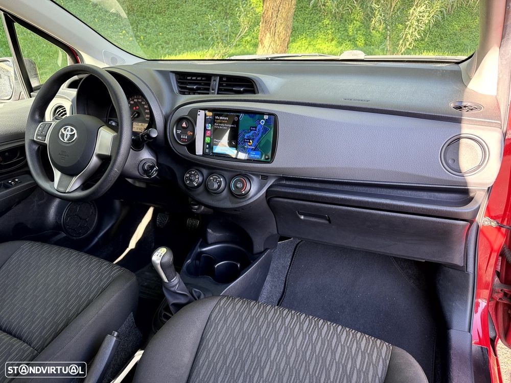 Toyota Yaris 1.0 VVT-i High Pack+NAVI - 28