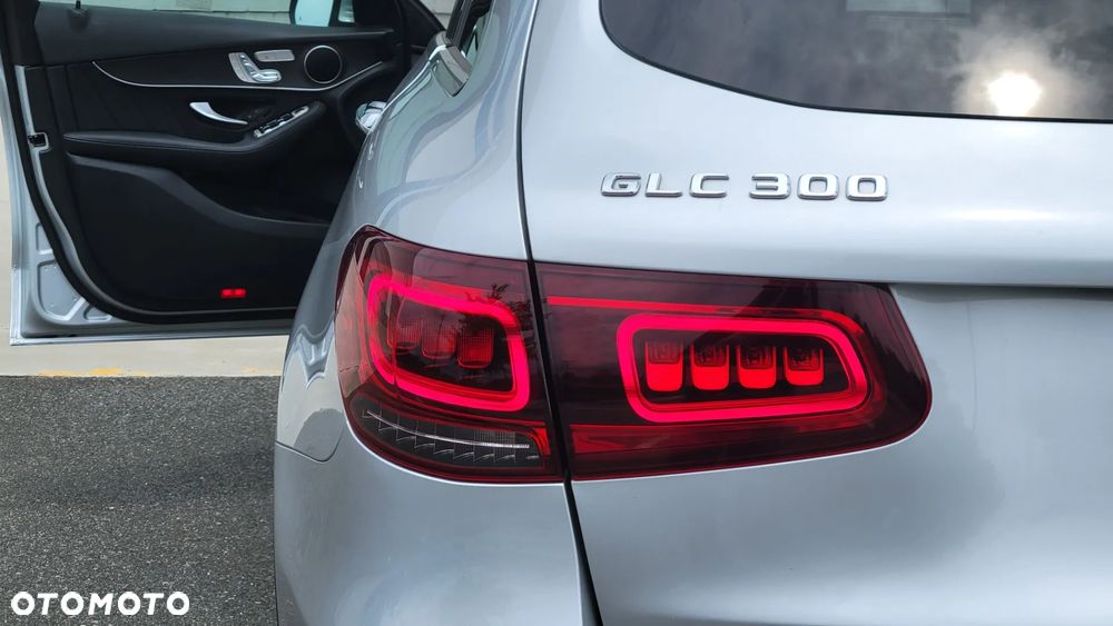 Mercedes-Benz GLC 300 4Matic 9G-TRONIC - 7