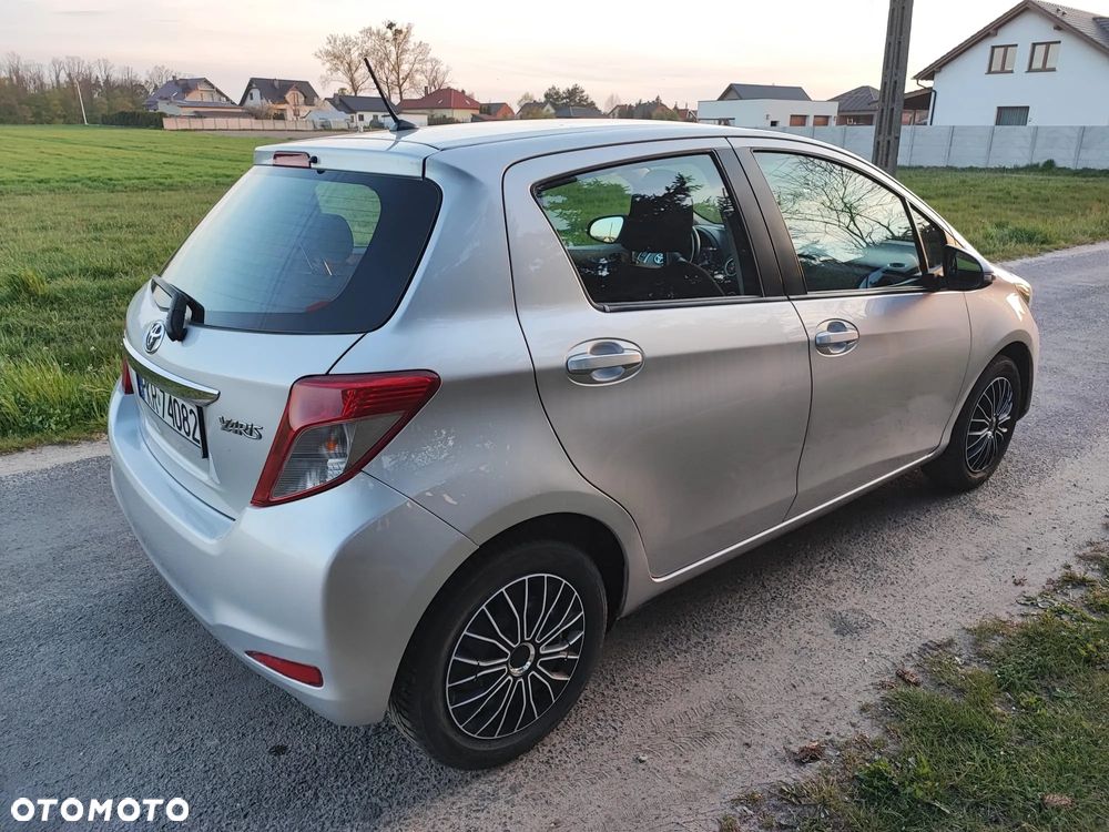 Toyota Yaris 1.33 VVT-i - 3