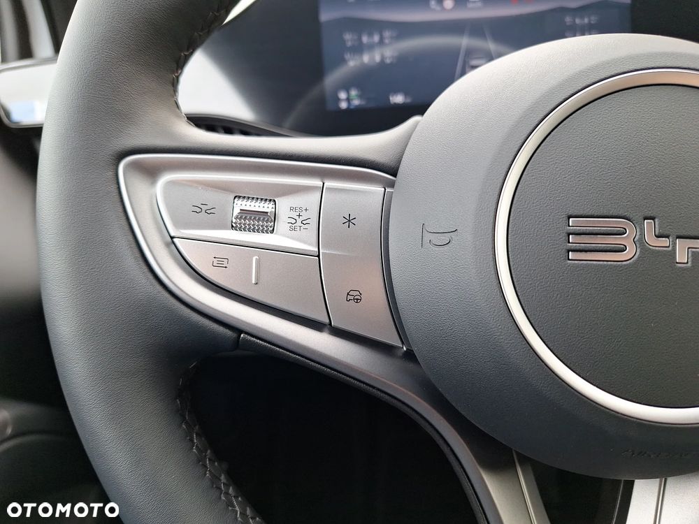 BYD Dolphin G Active E-CVT - 25