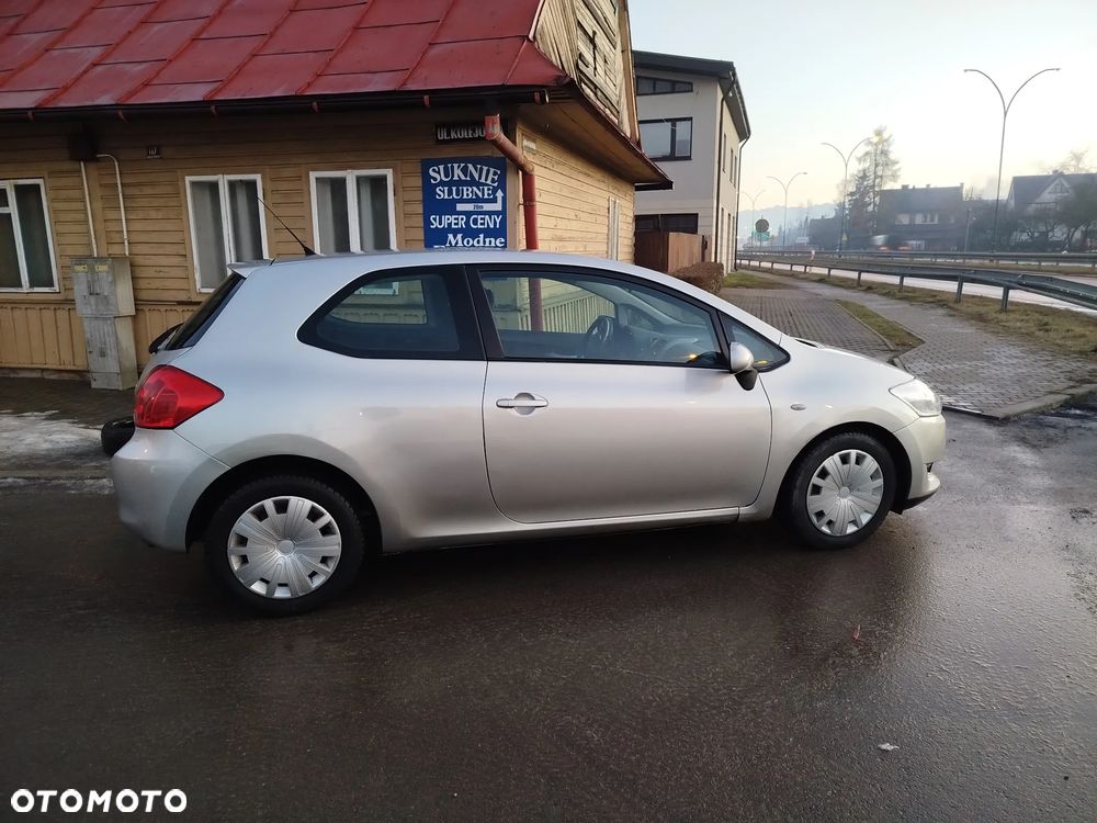 Toyota Auris 2.0 D-4D Sol - 7