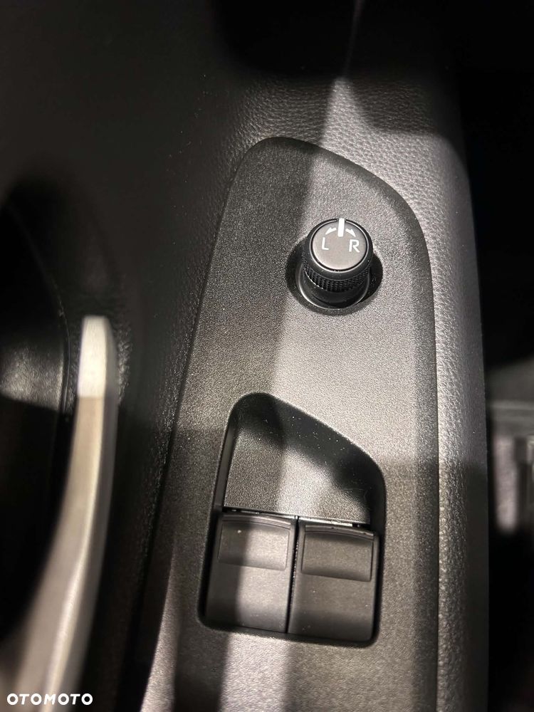 Toyota Aygo X Hybrid 1.5 Comfort e-CVT - 16