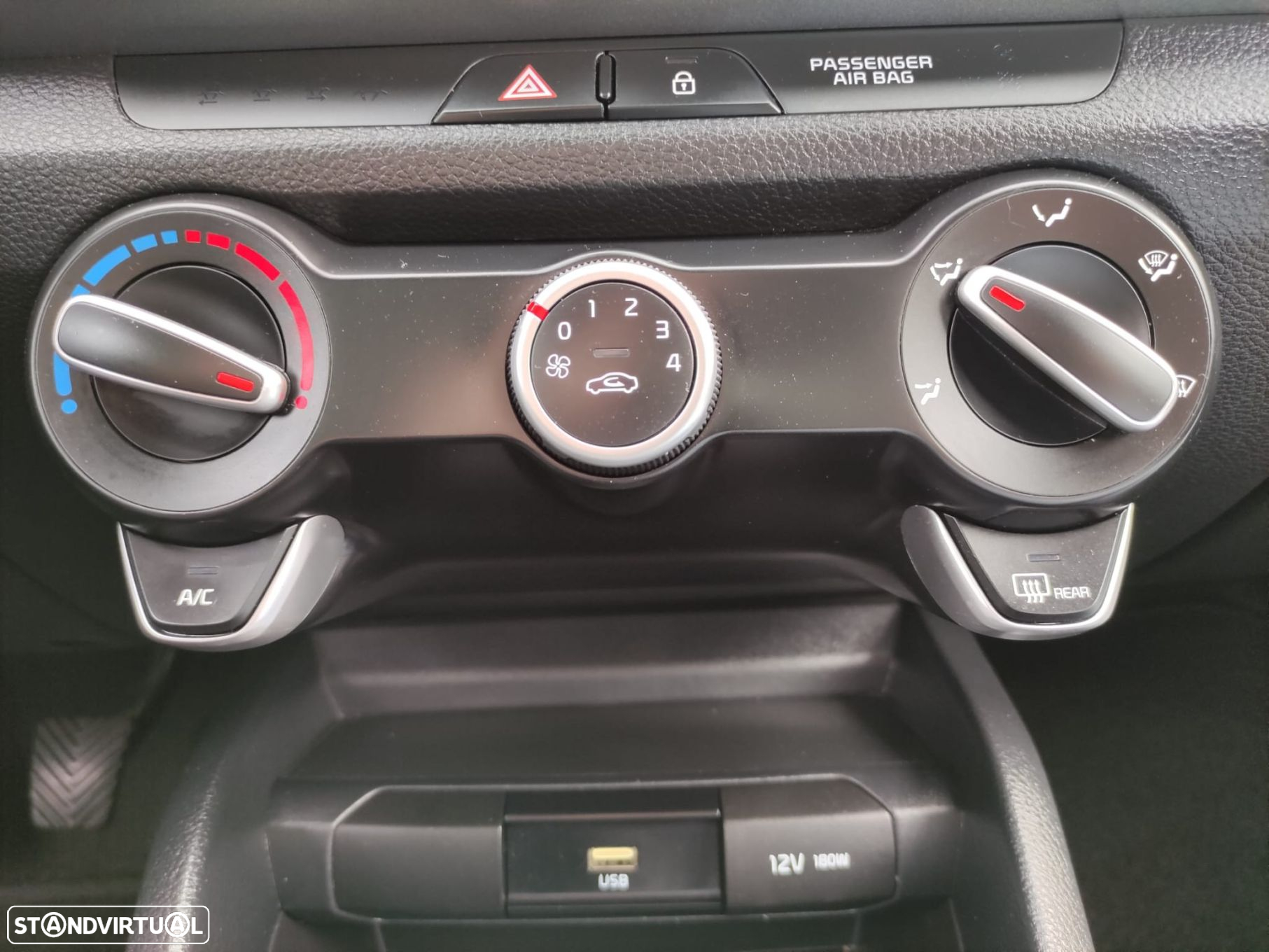 Kia Stonic 1.2 Dynamic - 21