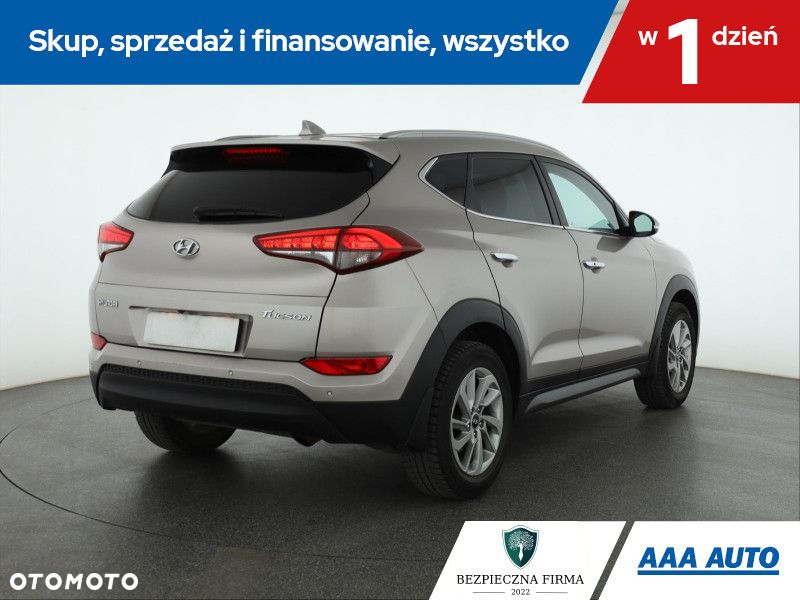 Hyundai Tucson - 6
