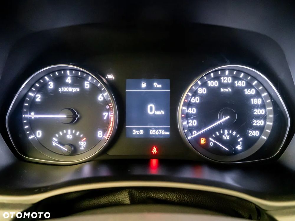 Hyundai i30 1.5 DPI Classic + - 13