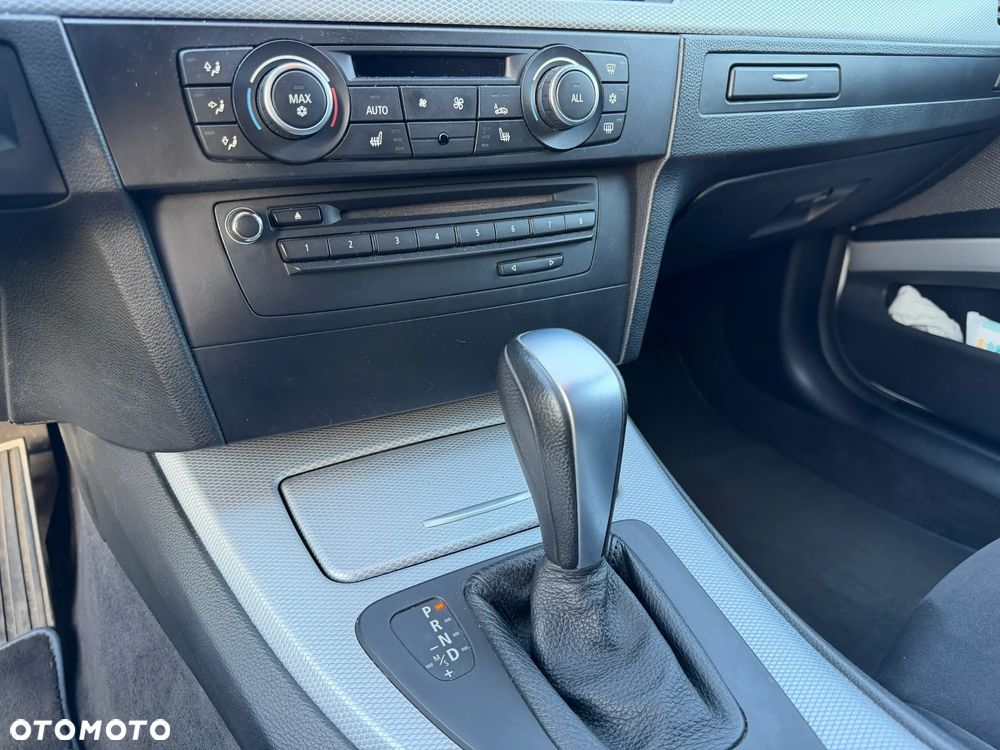 BMW Seria 3 - 28