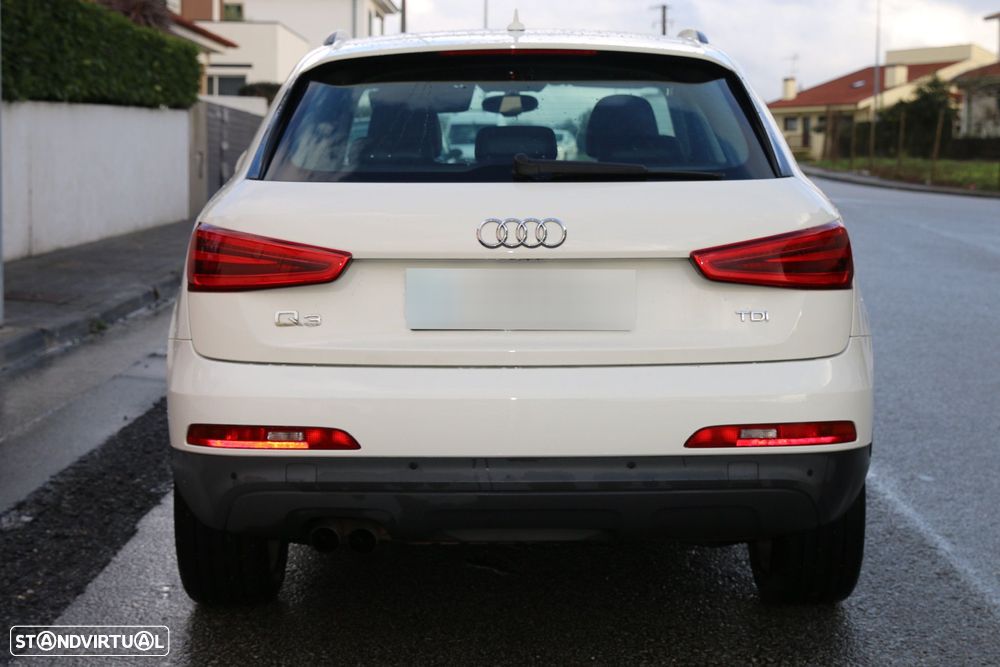 Audi Q3 2.0 TDI S-line - 7
